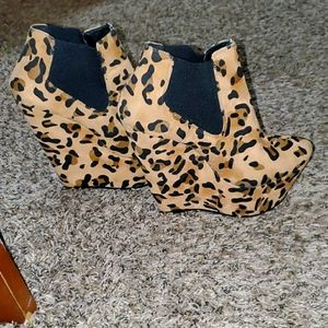 Leopard platform wedges